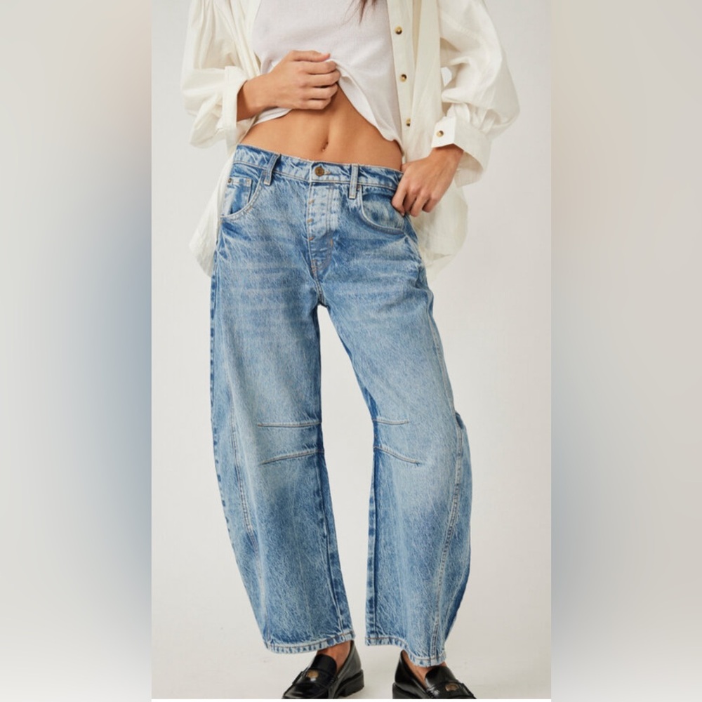 Free People Light Wash Cropped Wide-Leg Jeans